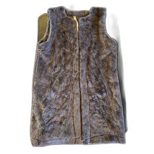 Uncle Frank Faux Fur Gray Vest - XS Long Length RN 73510